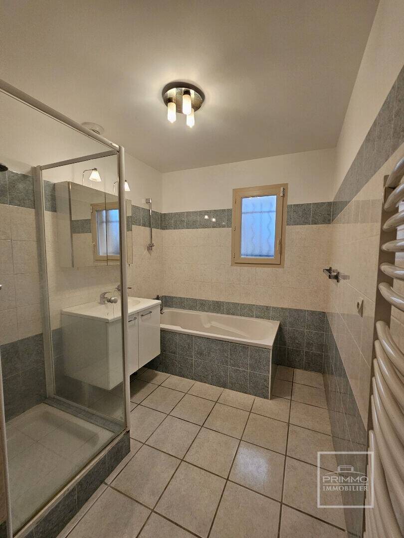 Maison à louer, 106m², Montanay