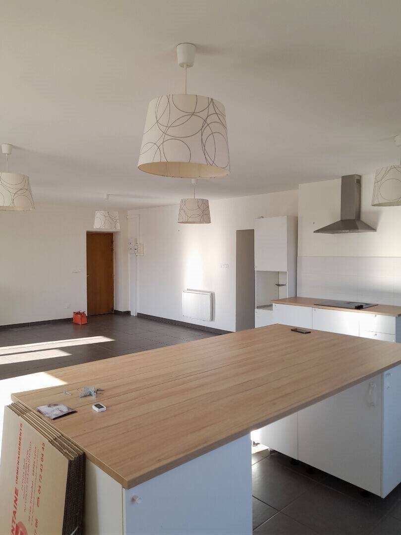 Appartement à louer, 107m², Neuville-sur-Saône