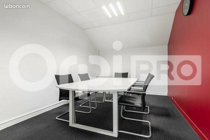 Maison à louer, 1276m², Bobigny