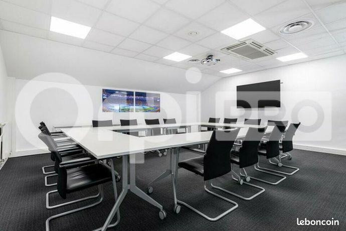 Maison à louer, 1276m², Bobigny