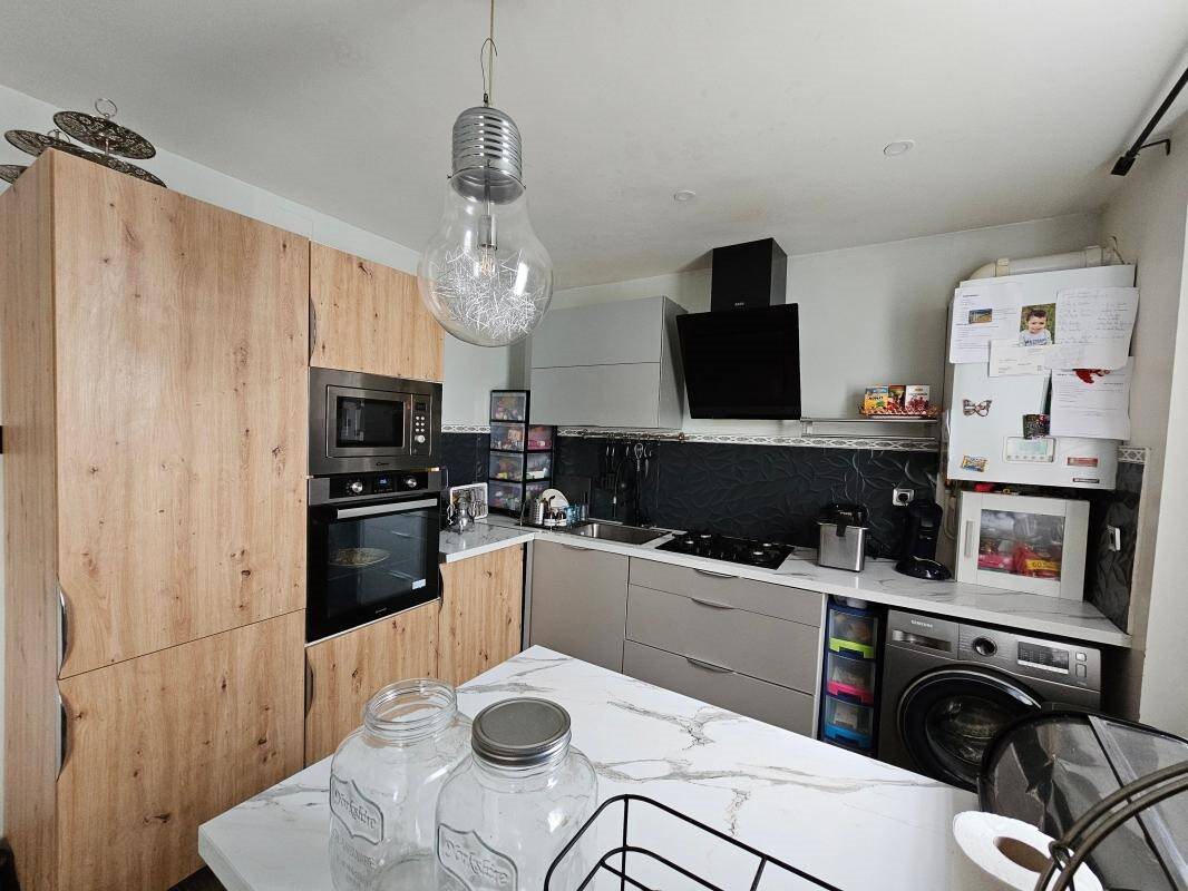 Appartement à vendre, 66m², Saint-Etienne