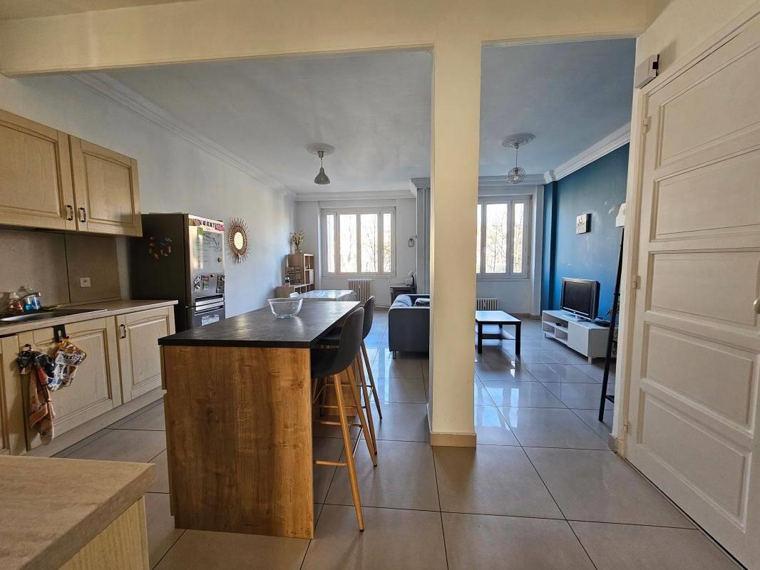 Appartement à vendre, 71m², Saint-Etienne