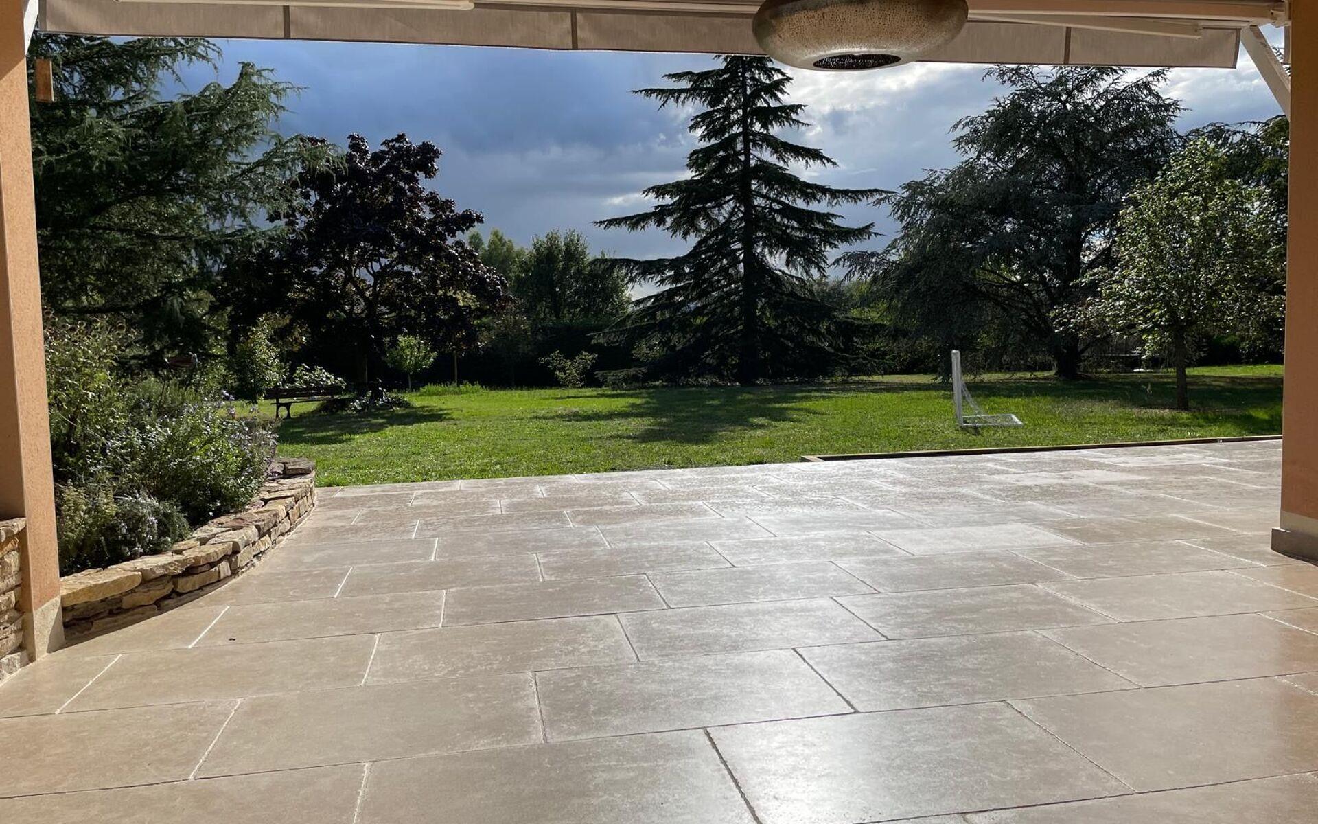 Maison à louer, 178m², Saint-Genis-Laval