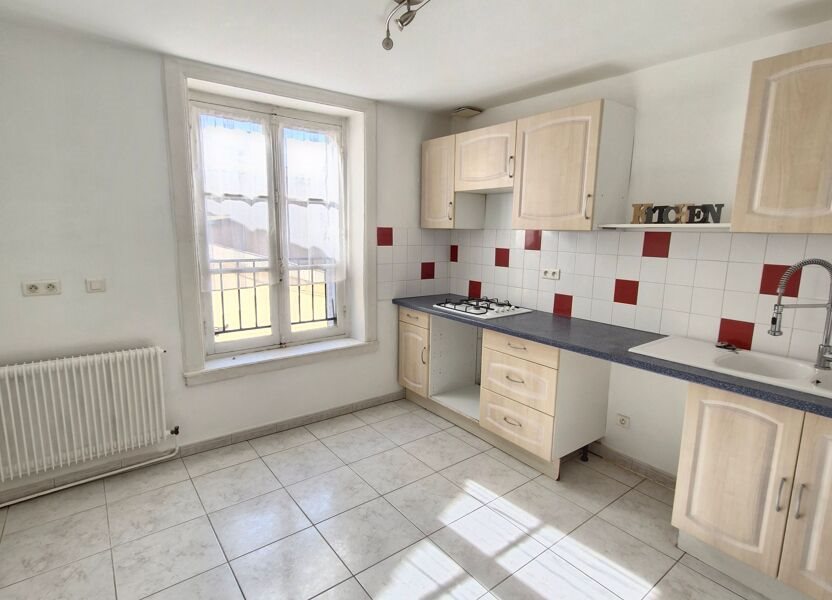 Maison à louer, 110m², Charly