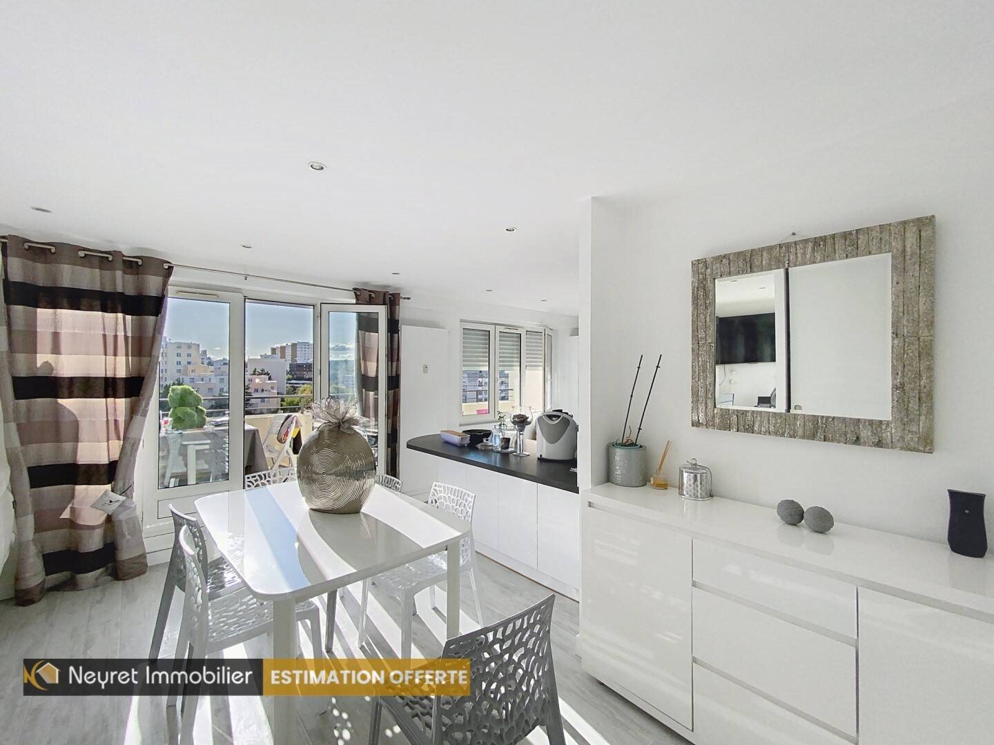 Appartement à vendre, 73m², Saint-Etienne