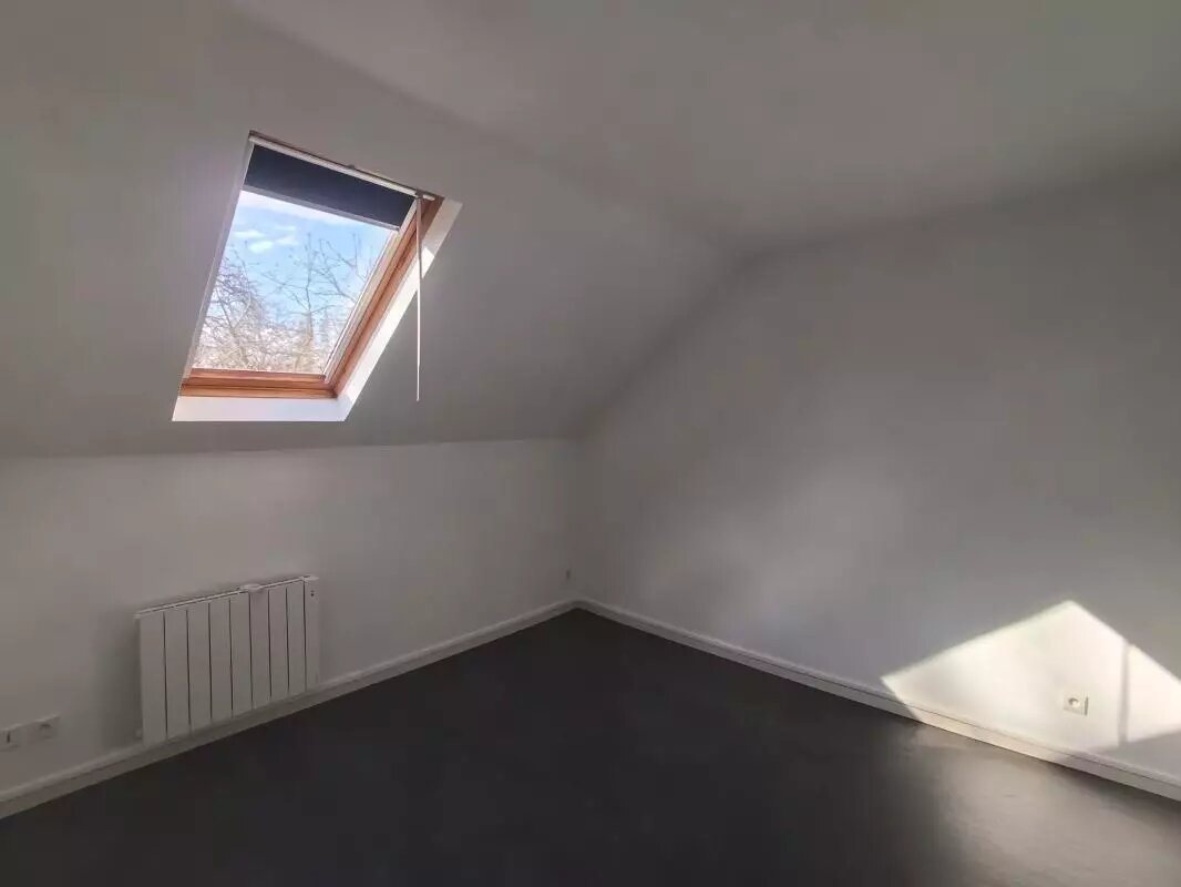 Maison à louer, 62m², Aillant-sur-Milleron