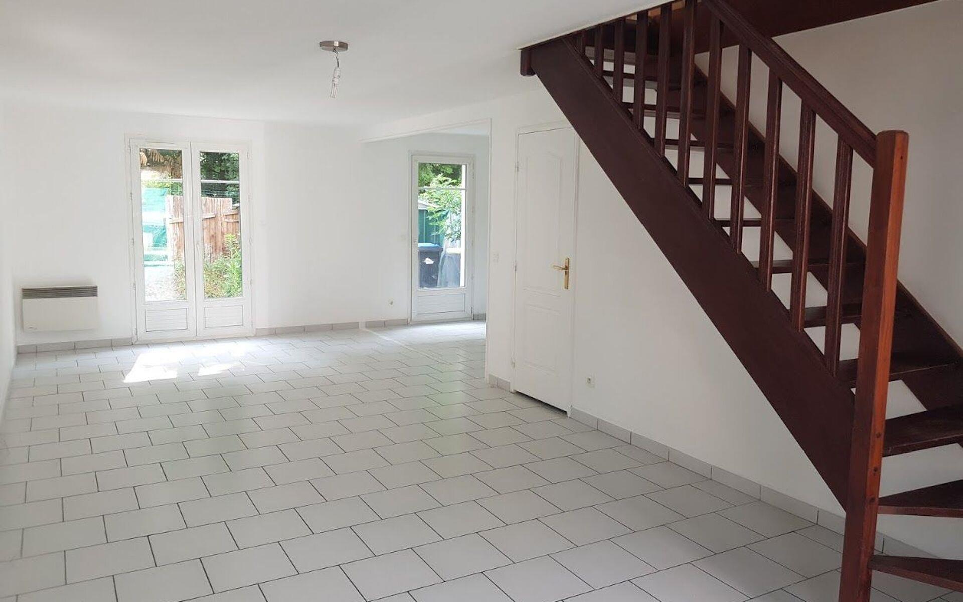 Maison à louer, 82m², La Houssaye-en-Brie