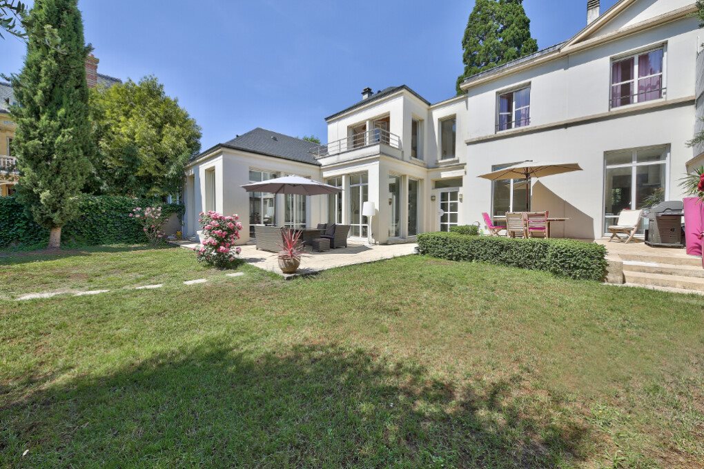 Maison à louer, 282m², Saint-Germain-en-Laye
