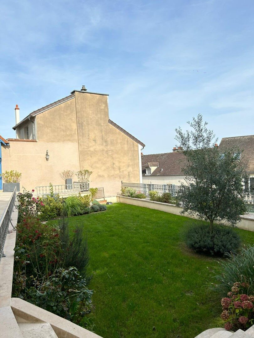 Appartement à louer, 245m², Le Pecq