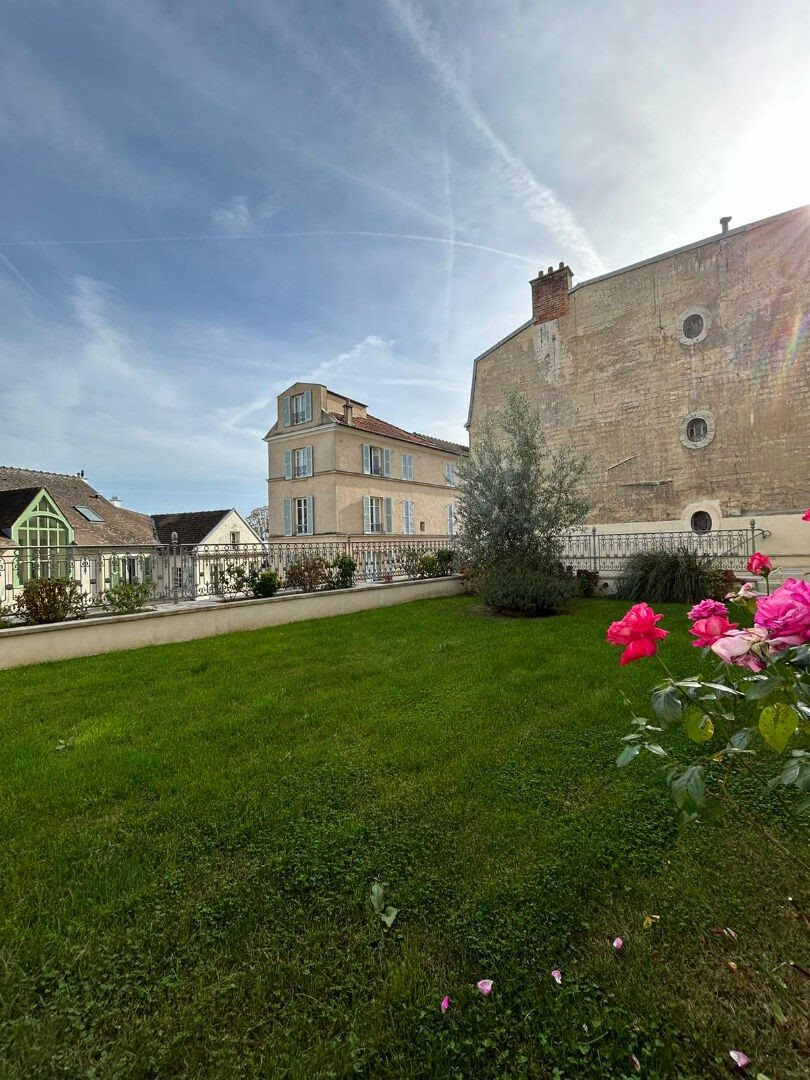 Appartement à louer, 245m², Le Pecq