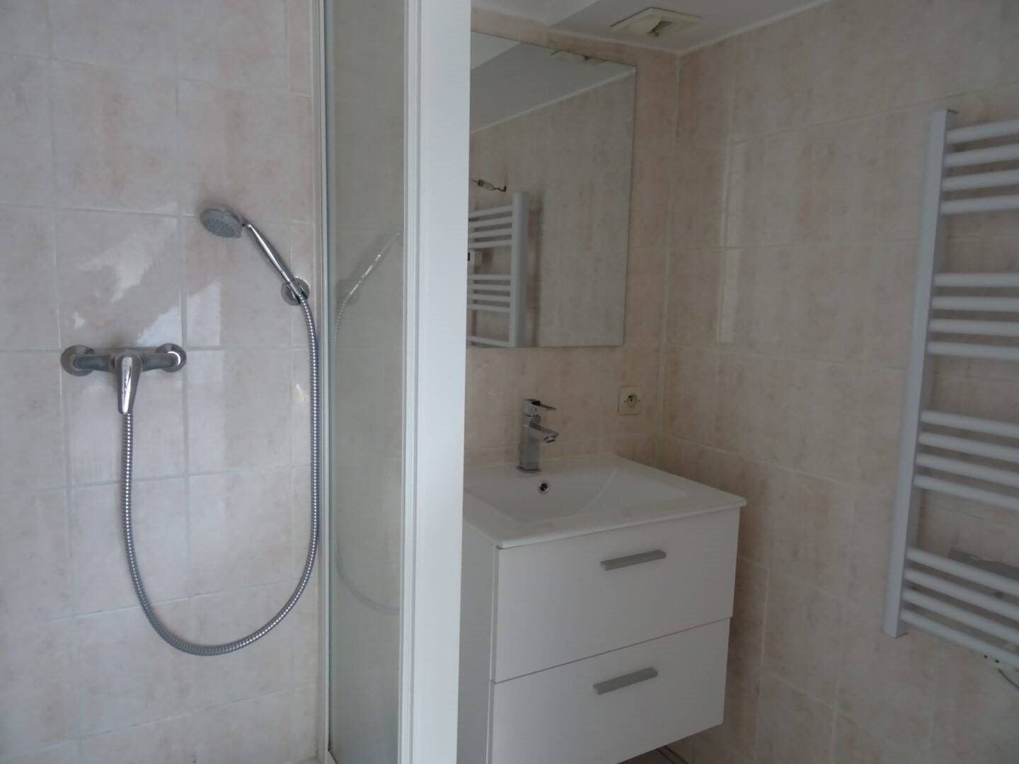 Appartement à louer, 47m², Maule