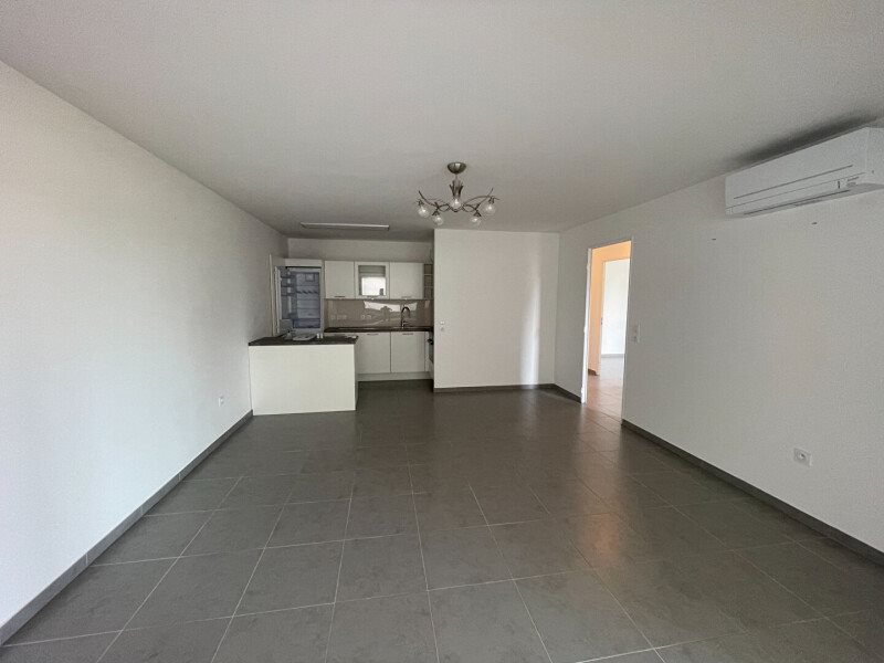 Appartement à louer, 64m², Fréjus
