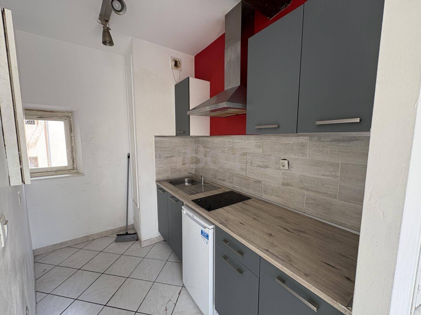 Appartement à louer, 28m², Toulon