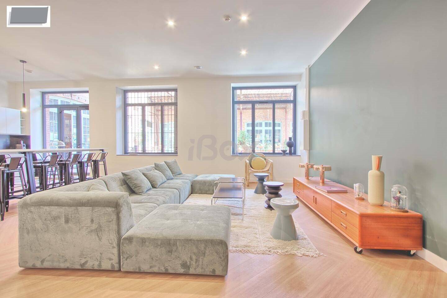 Appartement à louer, 323m², Toulon