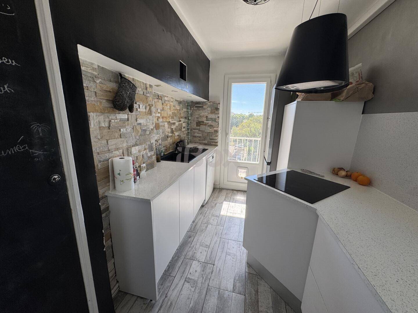 Appartement à louer, 67m², Toulon