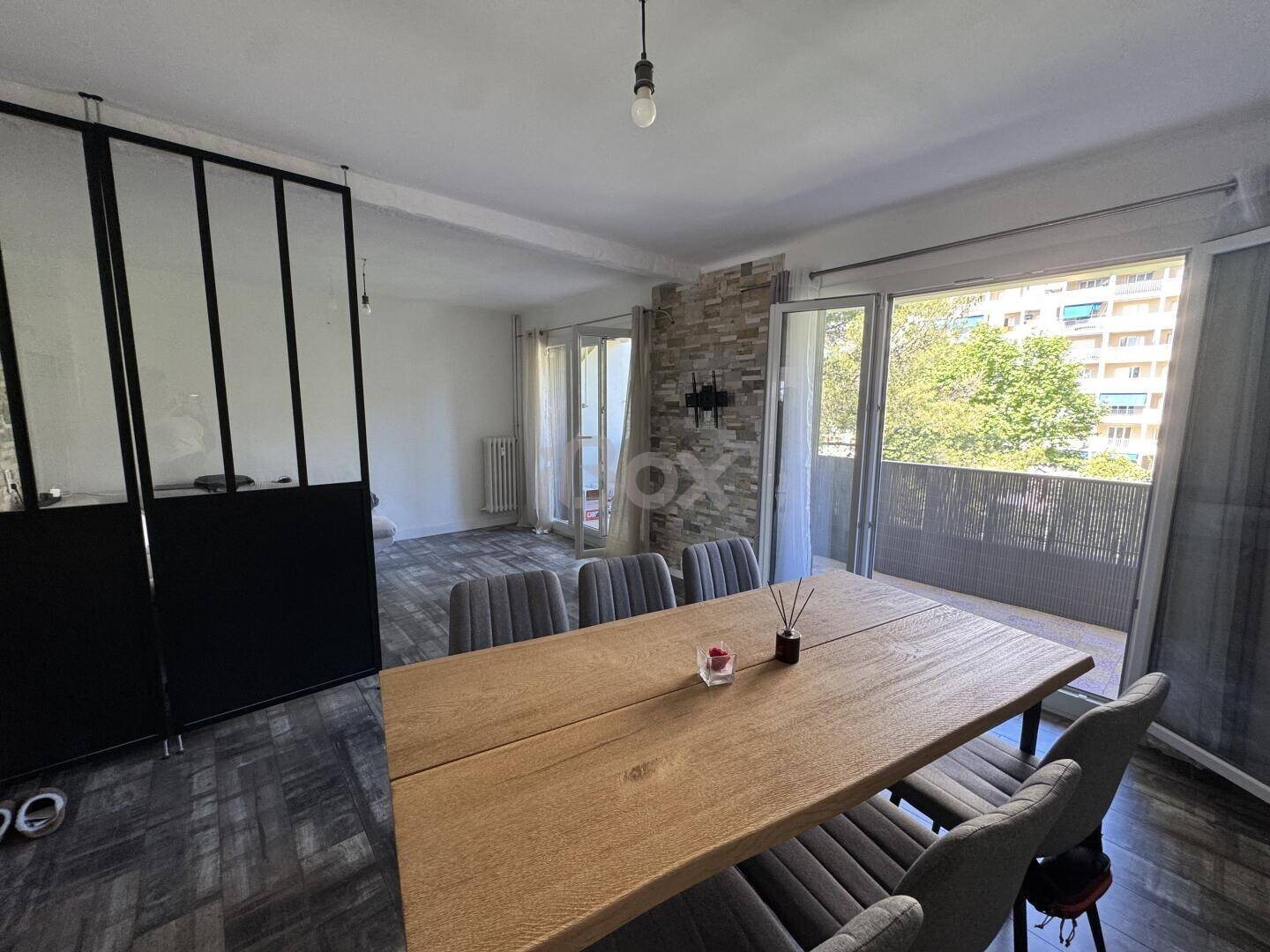 Appartement à louer, 67m², Toulon