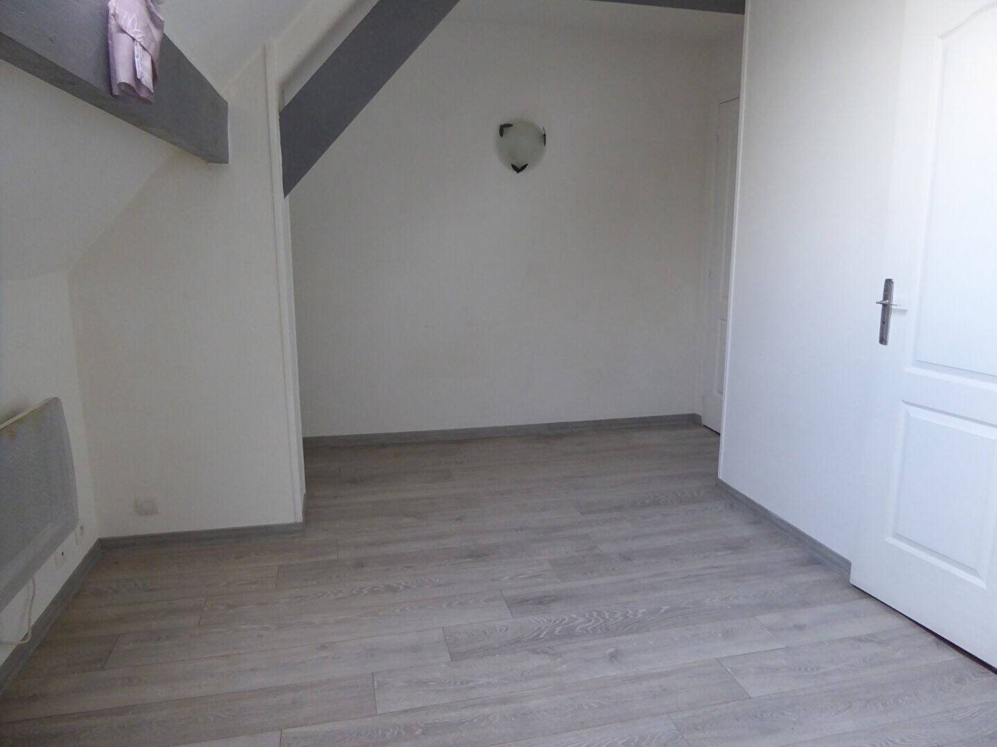 Appartement à louer, 15m², Mennecy