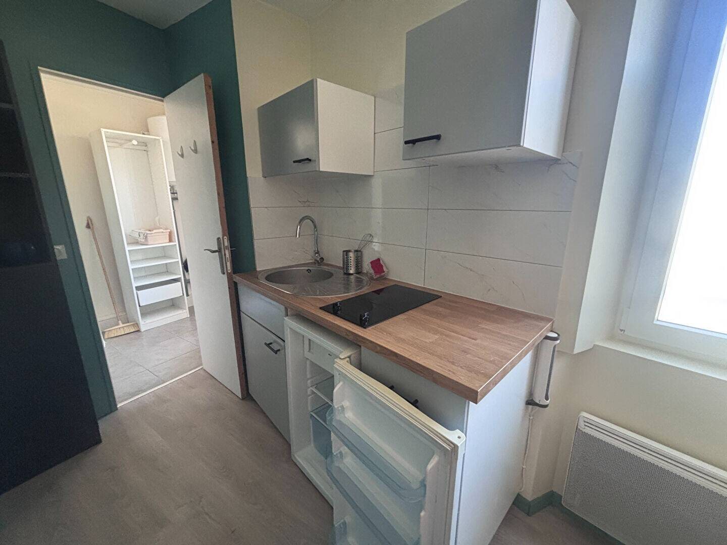 Appartement à louer, 19m², Ballancourt-sur-Essonne