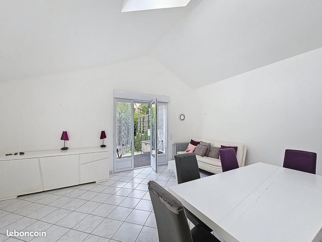 Maison à louer, 66m², Garches