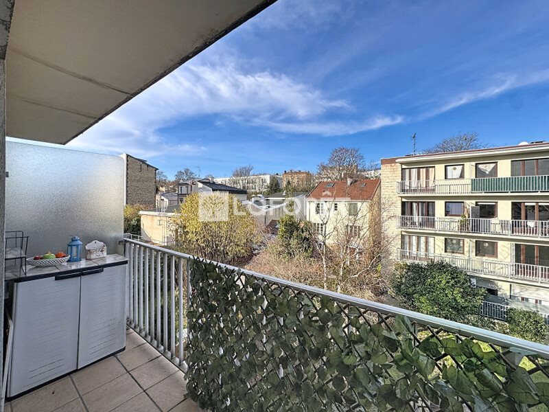 Appartement à louer, 42m², Suresnes
