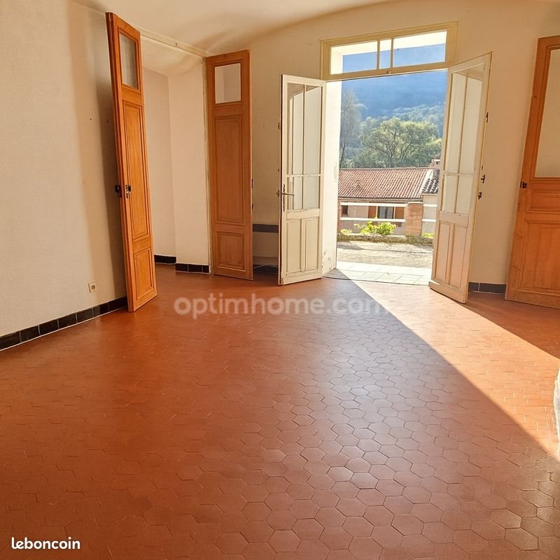 Appartement à vendre, 79m², Le Revest-les-Eaux