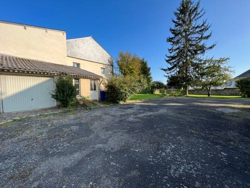 Maison à louer, 121m², Baugé