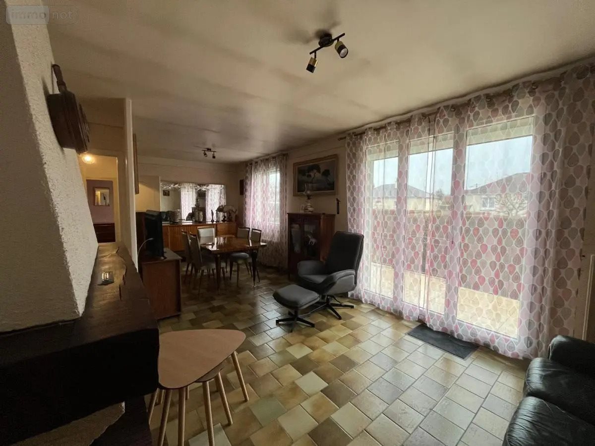 Appartement à vendre, 72m², Villemandeur