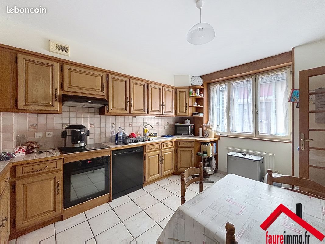 Maison à louer, 110m², Objat