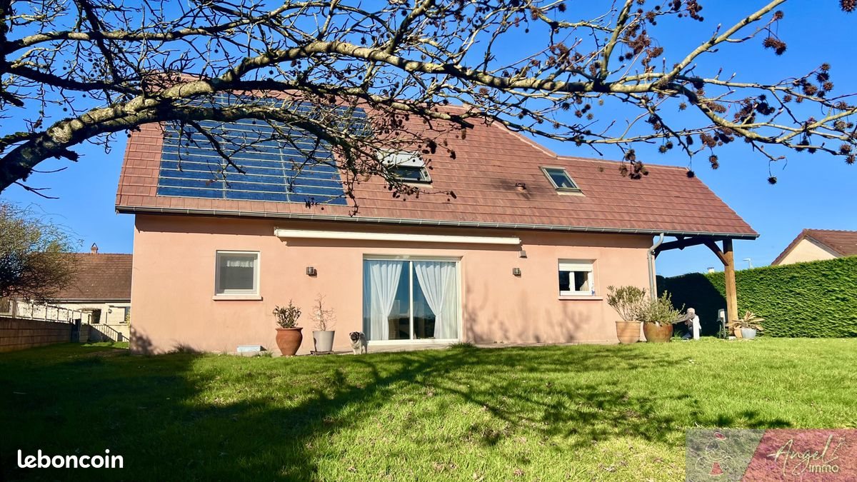Maison à vendre, 165m², Abergement-la-Ronce