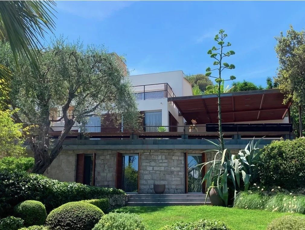 Maison à louer, 376m², Roquebrune-Cap-Martin