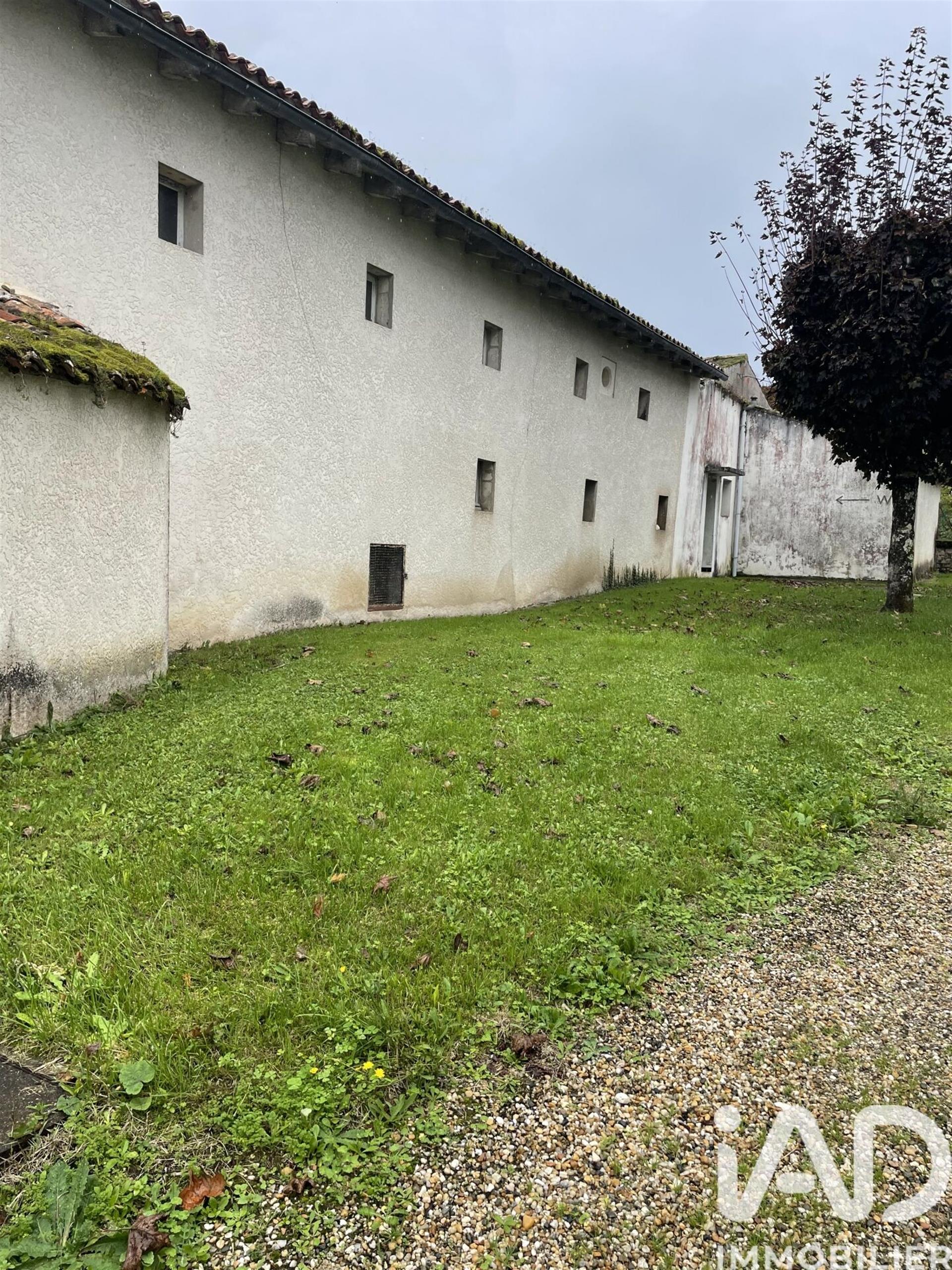 Maison à vendre, 209m², Chadenac