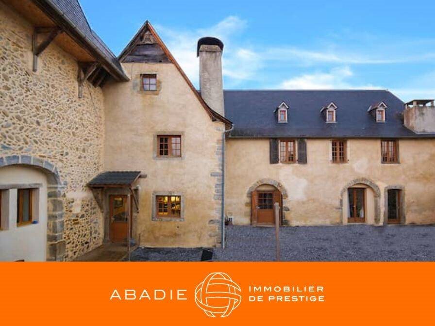 Maison à vendre, 295m², Oloron-Sainte-Marie