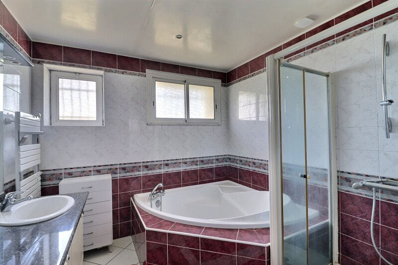 Maison à vendre, 176m², Montsoué