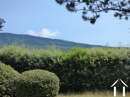 Property for nature and Ventoux lovers!