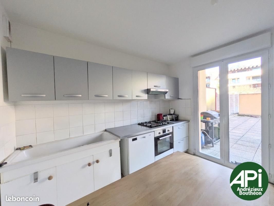 Appartement à vendre, 81m², Saint-Just-Saint-Rambert