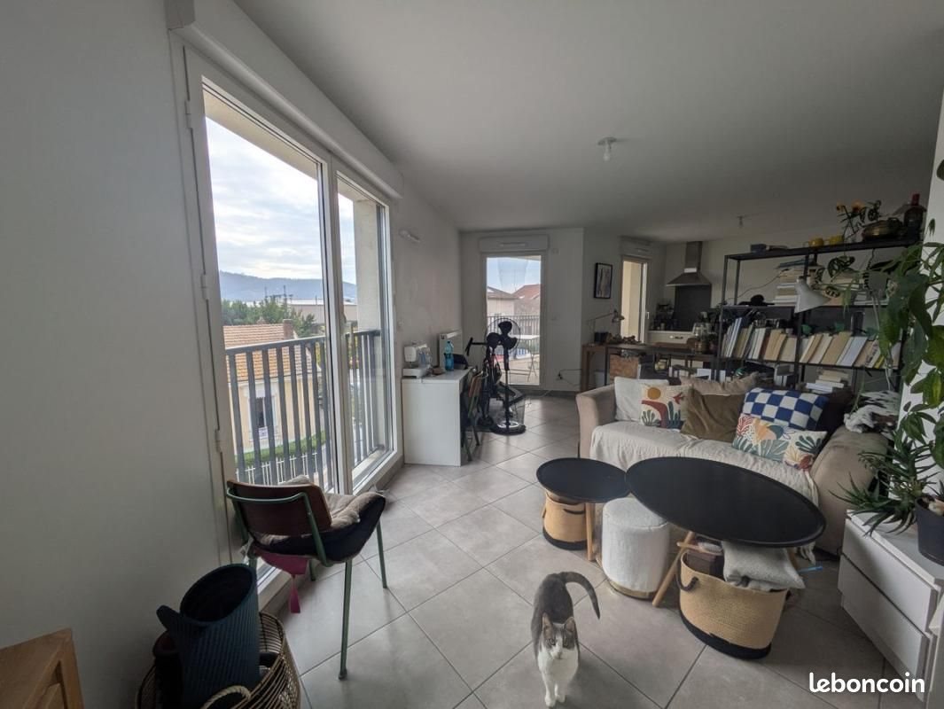 Appartement à louer, 48m², Condrieu
