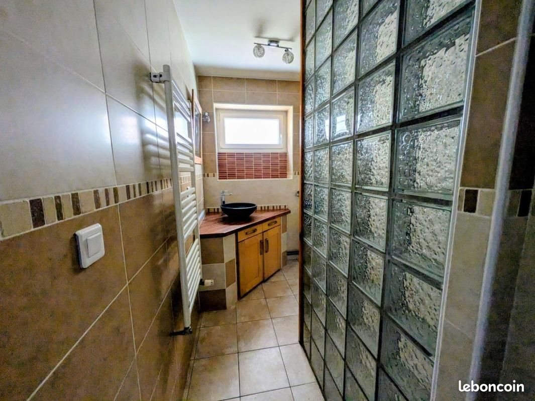 Appartement à louer, 66m², Condrieu