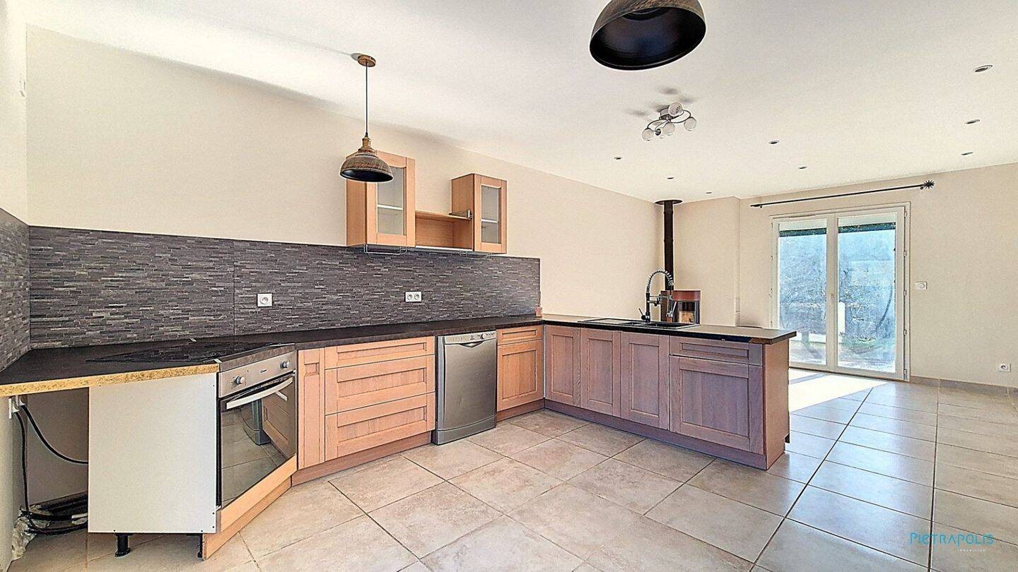 Appartement à vendre, 79m², Pont-Evêque