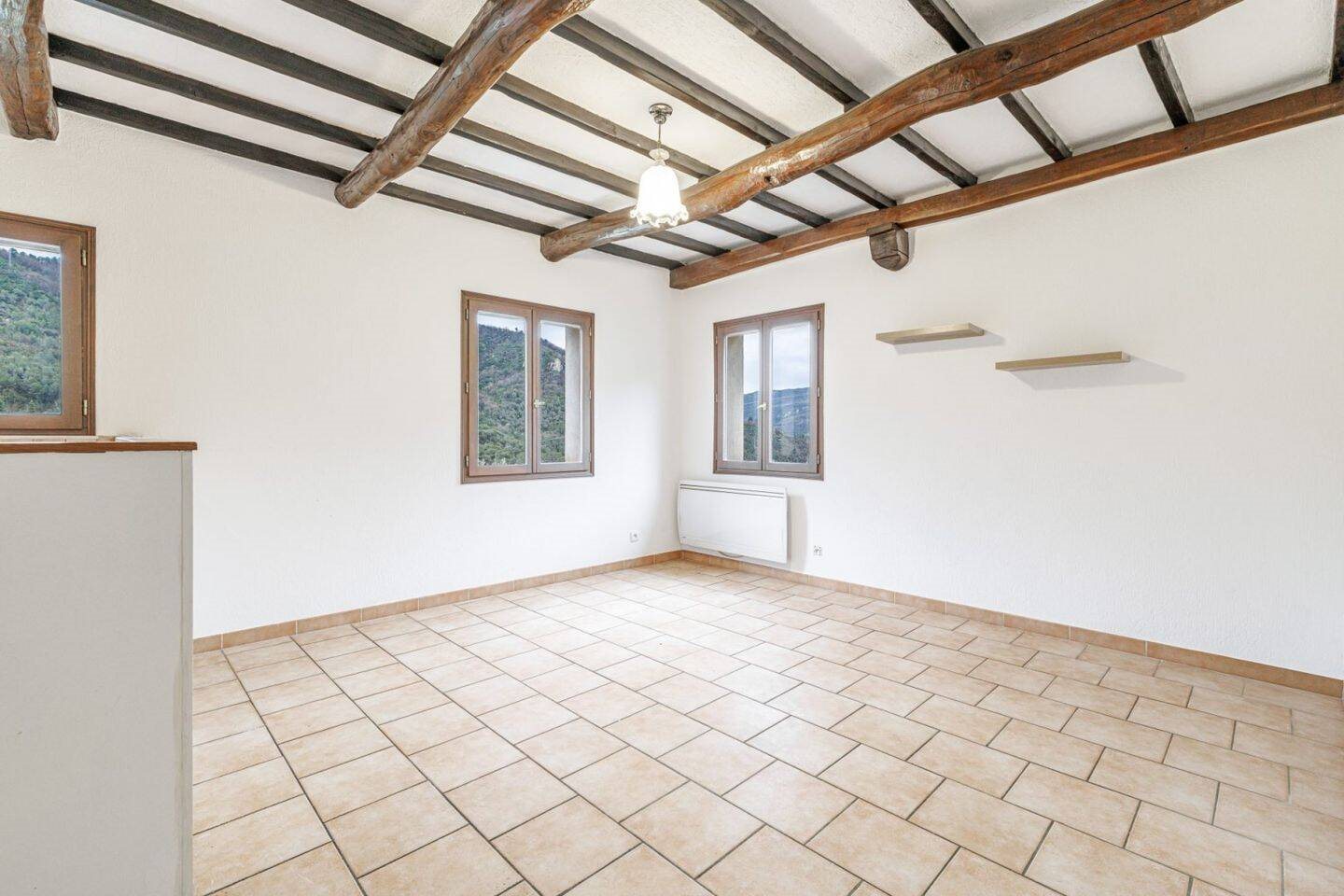 Appartement à louer, 48m², Coaraze
