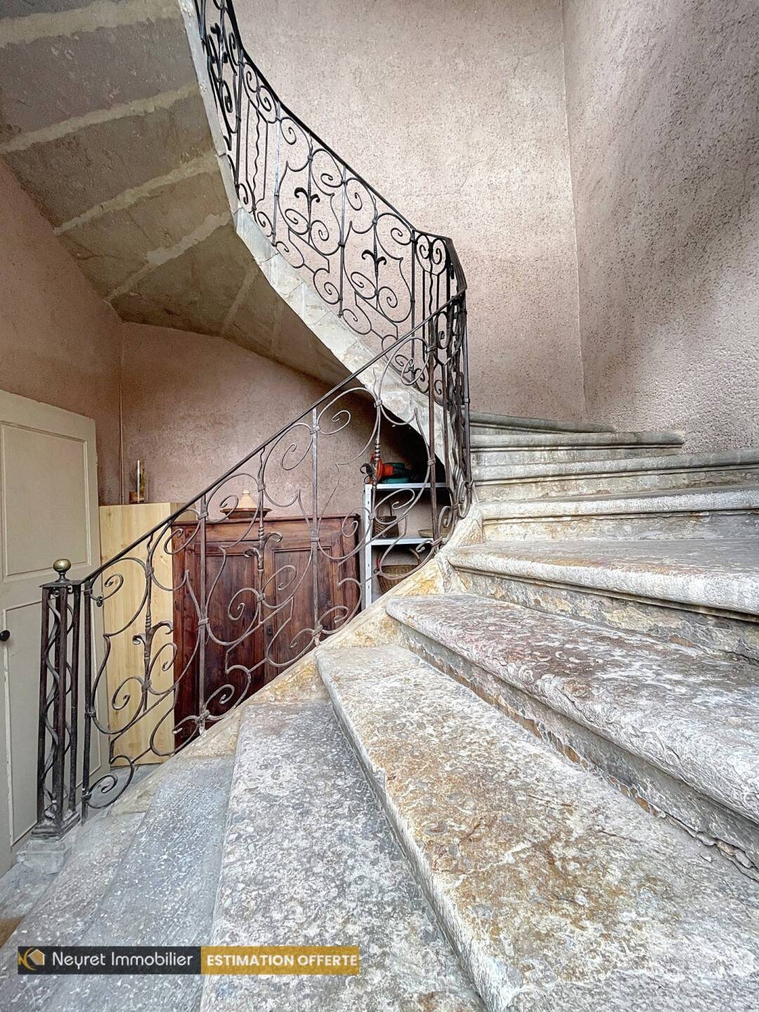 Appartement à vendre, 150m², Saint-Genis-Laval