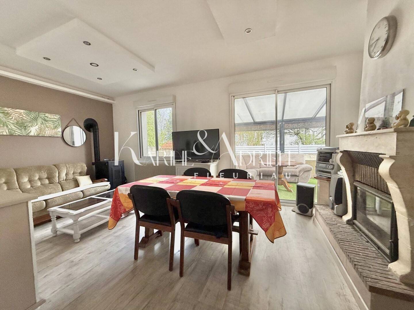 Maison à vendre, 87m², Fontenay-le-Comte