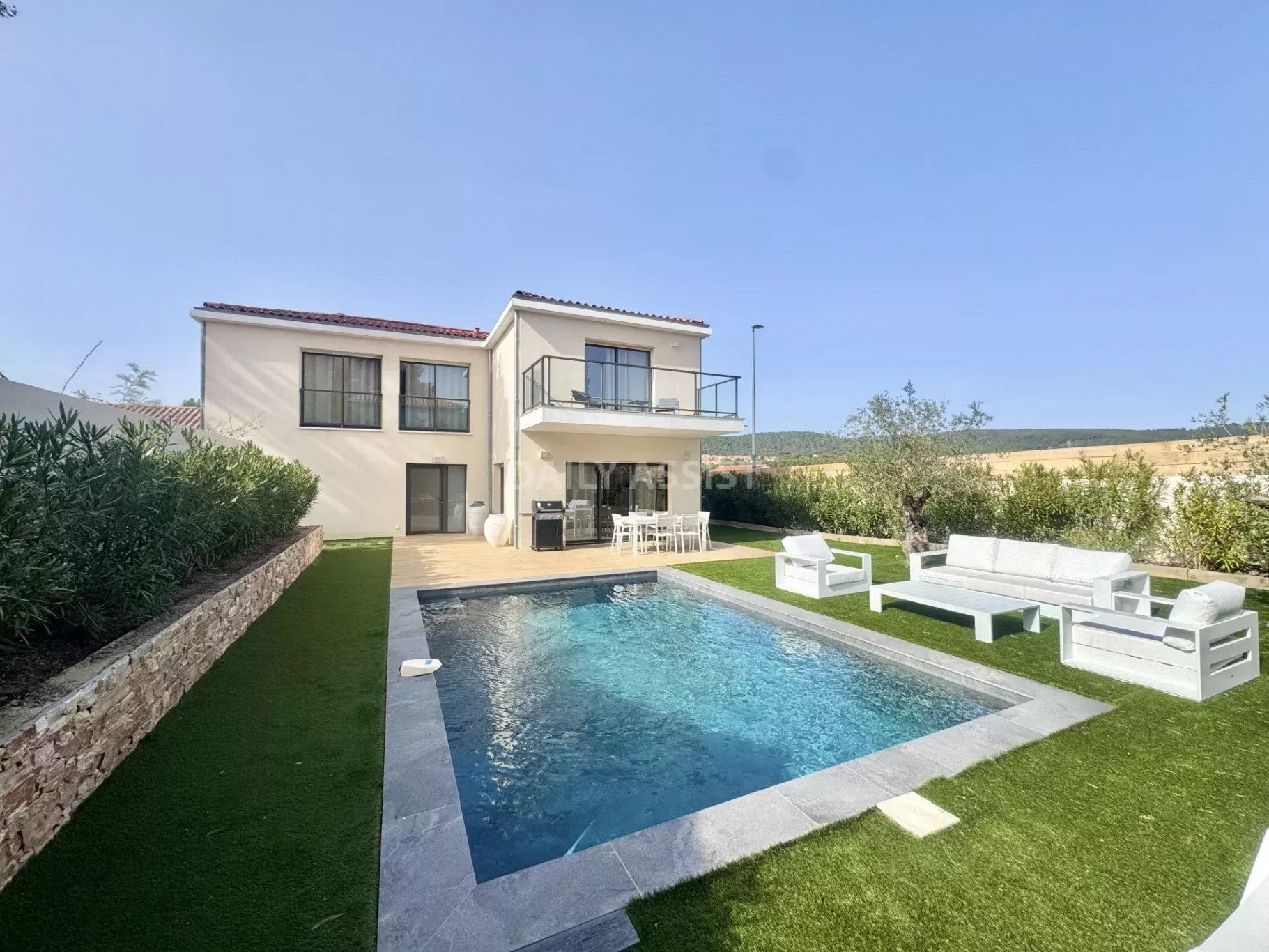 Maison à louer, 133m², Cassis