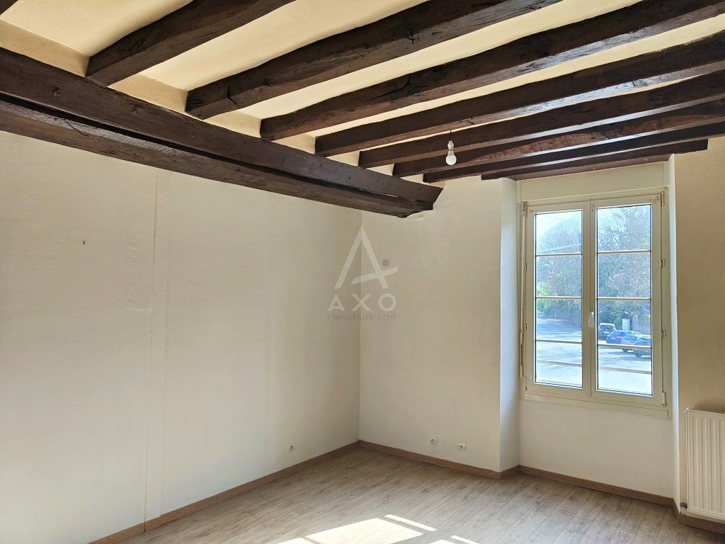 Appartement à louer, 81m², Seiches-sur-le-Loir