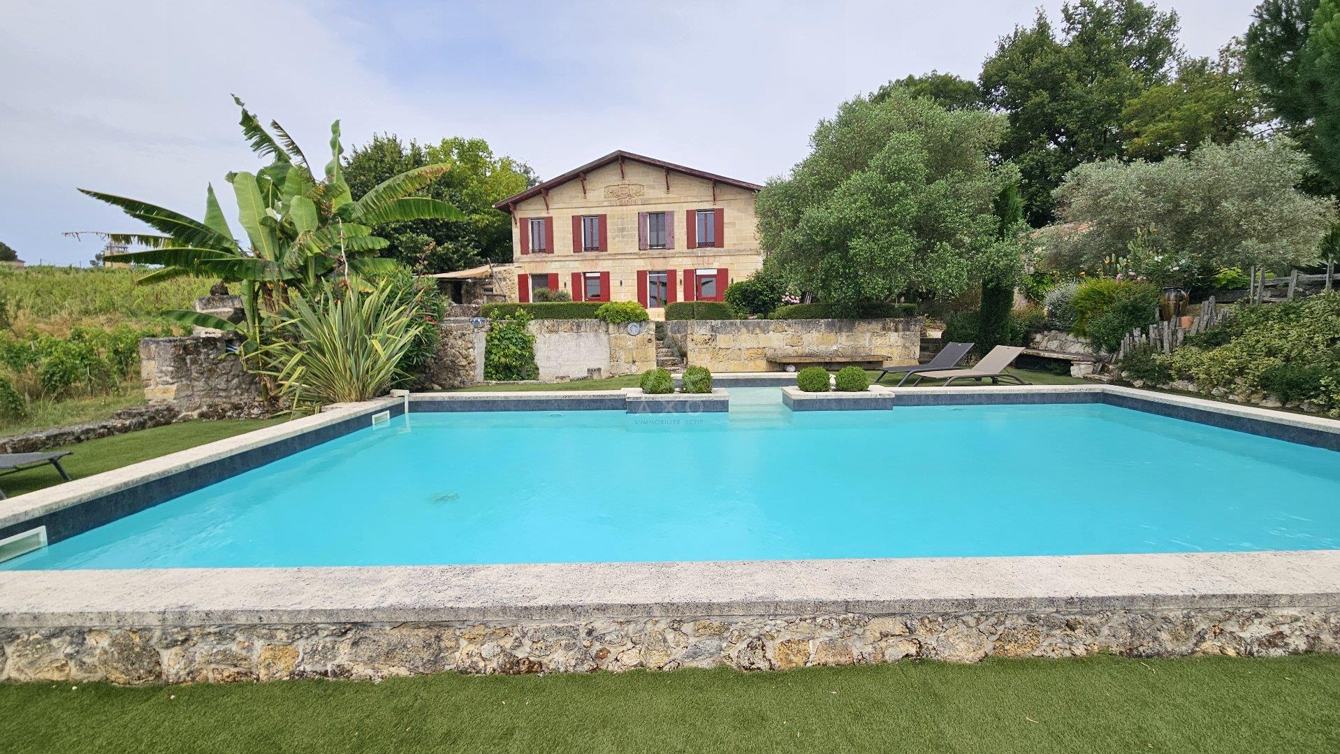 Maison à vendre, 332m², Bourg