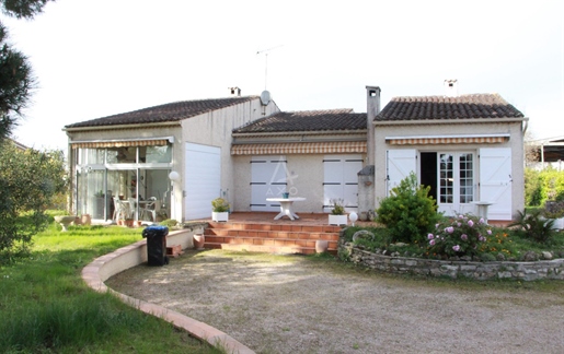 Montauban - Maison De Plein Pied Tout Confort Sur Un Terrain Arbore De 2101 m²-