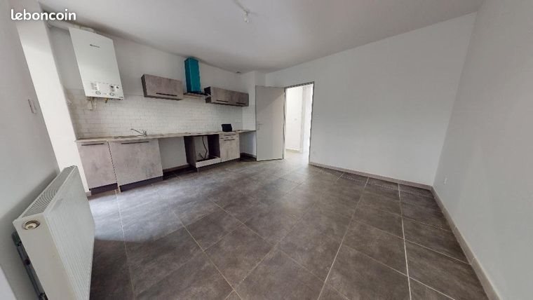 Appartement à louer, 94m², Saint-Maurice-en-Gourgois