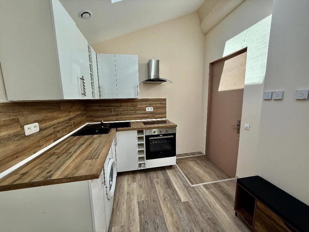 Appartement à louer, 20m², Saint-Etienne