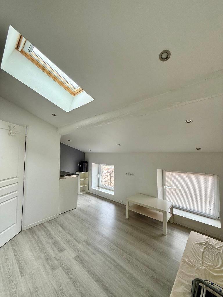 Appartement à louer, 15m², Saint-Etienne