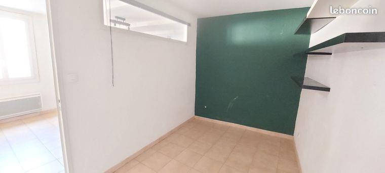 Appartement à louer, 48m², Simiane-Collongue