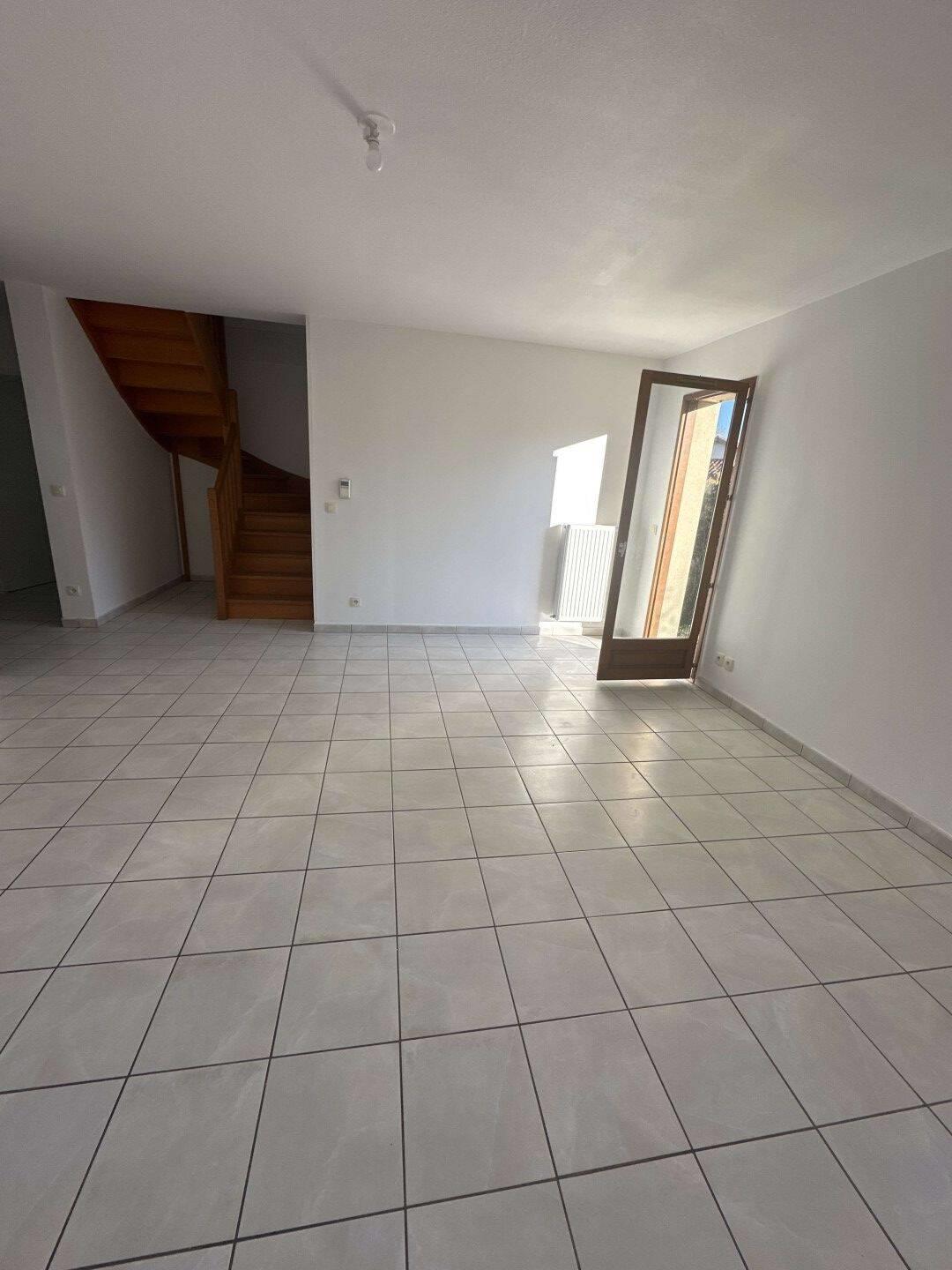 Maison à louer, 99m², Crolles